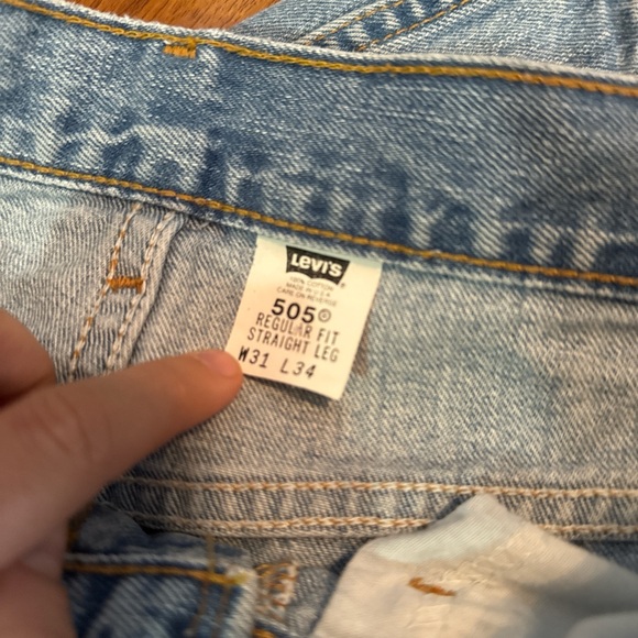 Levi's Light Blue 505 Regular Fit Jeans straight leg W31 L34 - Picture 3 of 3